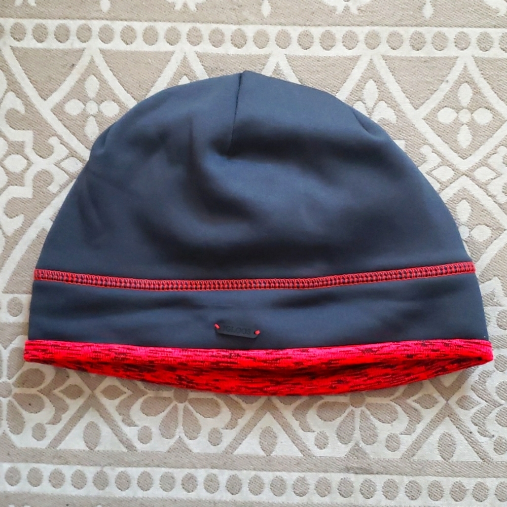 Igloos ladies hat